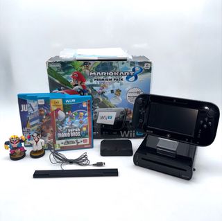 Nintendo Wii U 32GB Mario Kart 8 Premium Pack