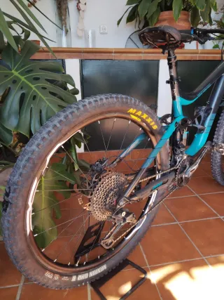 Bicicleta Enduro Giant Reign 2 27.5 Taglia M