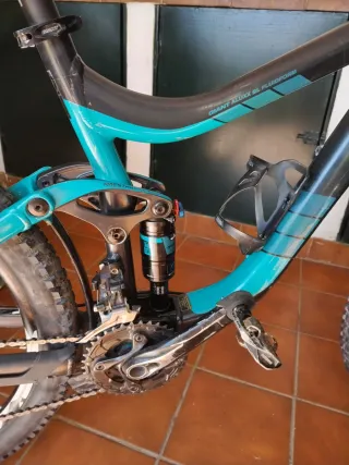 Bicicleta Enduro Giant Reign 2 27.5 Taglia M