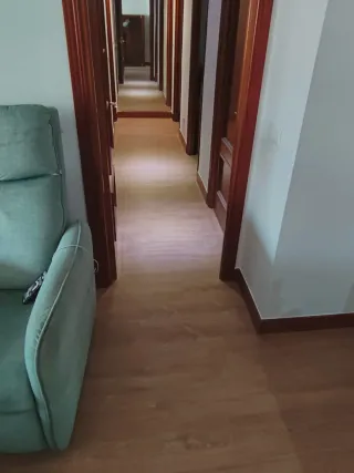 Instalador de suelo tarima