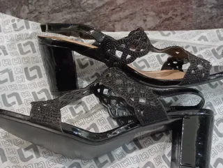 Sandalias Amor Amore Negras Talla 40