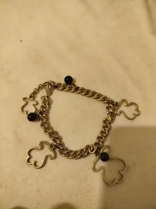 Pulsera antigua con ositos y perlas negras