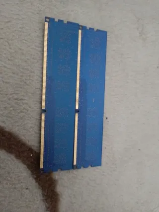 Pack 2 Memorias RAM HP DDR3 4GB, con chips skhynix