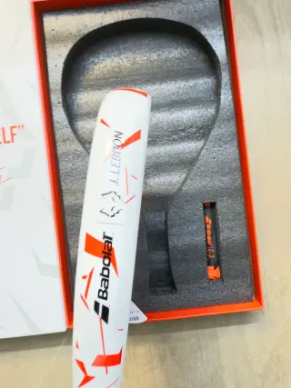 Babolat Viper lebron 25