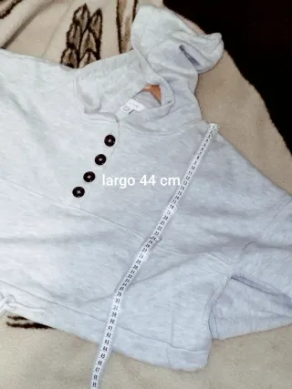 Sudadera Corta (Cropped) Primark XS/34 Oversize