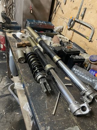 Suspensión CRF Horquillas y Amortiguador