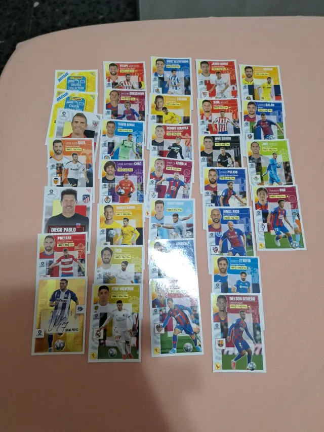 Lote 32 cromos Liga 2020-21
