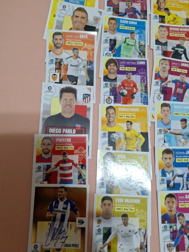 Lote 32 cromos Liga 2020-21