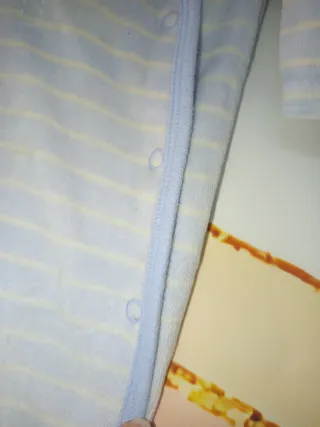 Pijama bebé 6-9 meses rayas