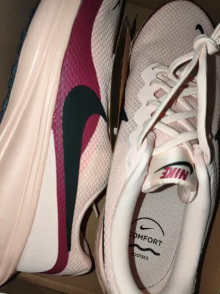 Zapatillas Nike Mujer Rosa y Rojo