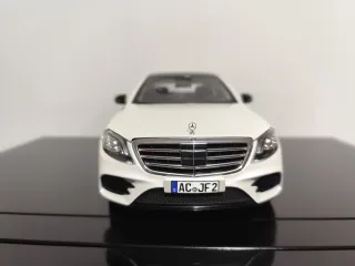Mercedes Clase S 1:18