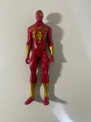 Figuras Titan Marvel 8€ unidad