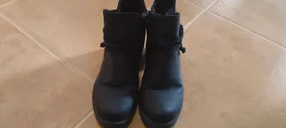 Botas negras de mujer