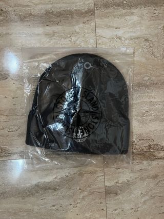 Gorro Stone Island Negro