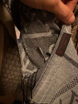 Sciarpa Louis Vuitton monogramma grigio beige lana