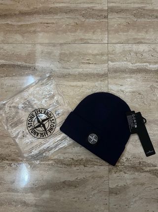 Gorro Stone Island Azul Marino
