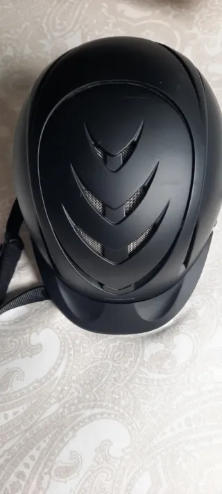 Casco de equitación negro