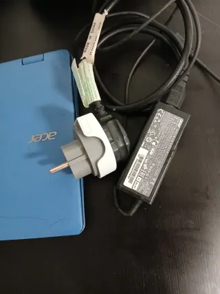 Ordenador Portátil Acer.