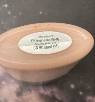Clinique Anti-Blemish CN90 sand. No negociable