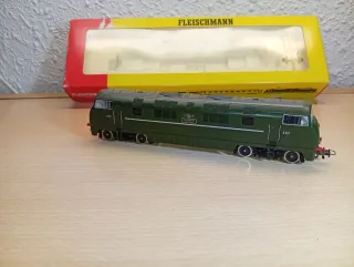 Locomotora H0 Fleischmann D821