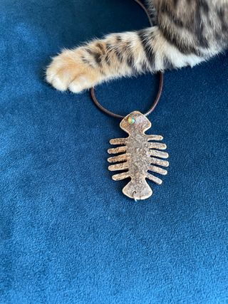 Colgante étnico hecho a mano