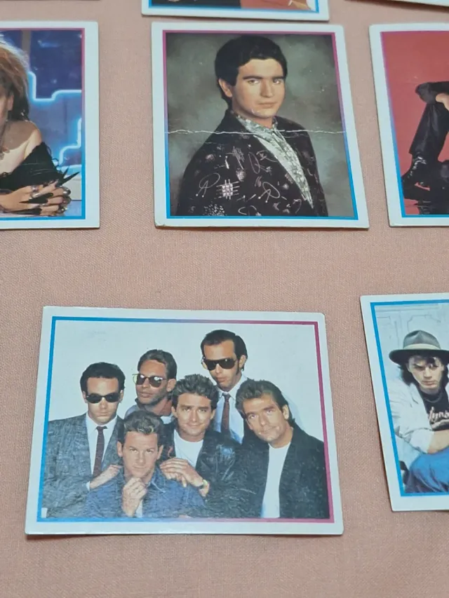 Lote 17 cromos superstars