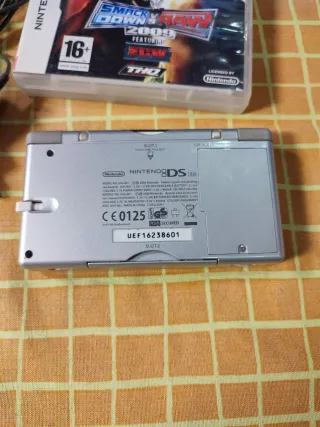 Nintendo DS Plata con juegos