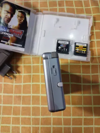 Nintendo DS Plata con juegos