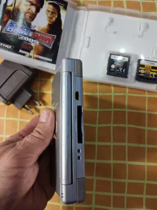 Nintendo DS Plata con juegos