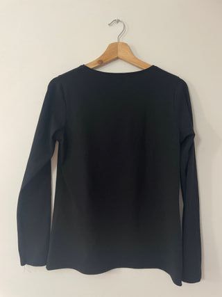 Camiseta negra manga larga talla M