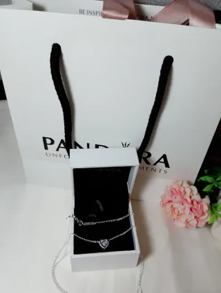 Collar Pandora Corazón Rojo y Plata