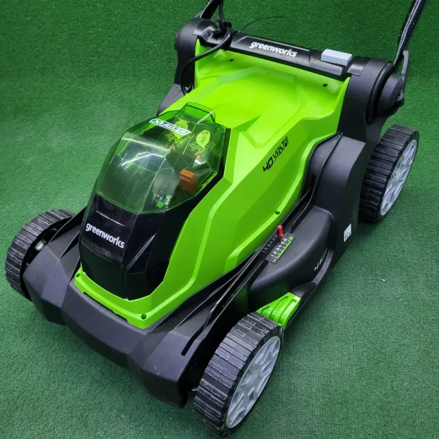 Cortacésped Greenworks G40LM41K2X Batería