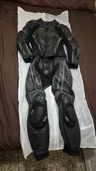 Mono 2 Piezas SHUA INFINITY Negro Talla XS (46)