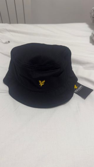 Gorro bucket negro Lyle & Scott