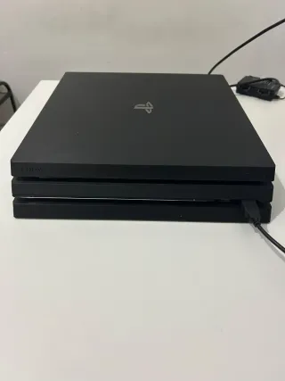 PS4 (PlayStation 4) + 2 Mandos + Regalo cable HDMI