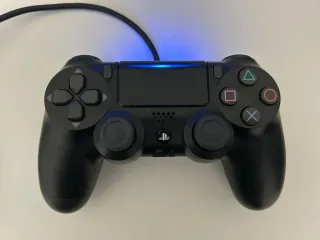 PS4 (PlayStation 4) + 2 Mandos + Regalo cable HDMI