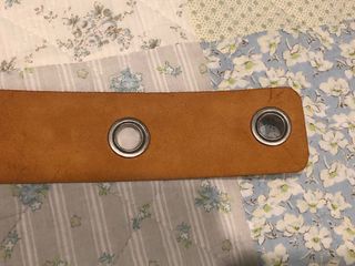 Cinturón de cuero para usar con pañuelos