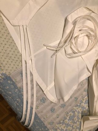 Blusa blanca con tiras