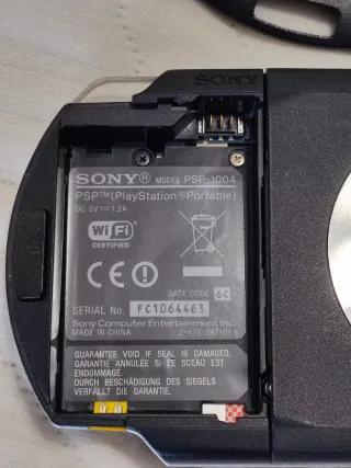 Console Sony PSP 1004 Nera in Buone Condizioni