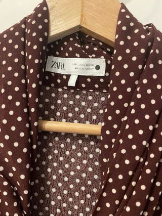 Blusa Zara granate lunares T.L lazada