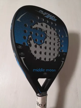 Middle Moon Platinum Attack, nueva, sin abrir