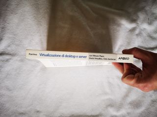 Virtualizzazione di desktop e server. Con VMare...