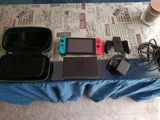 Nintendo Switch Azul y Rojo