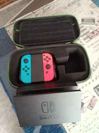 Nintendo Switch Azul y Rojo