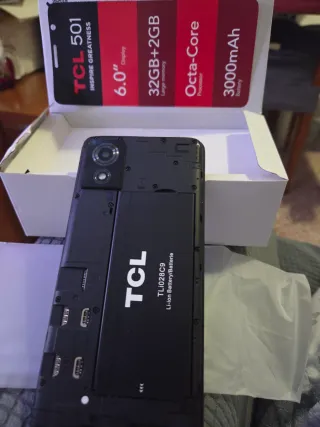 TCL Smartphone Nero 32GB