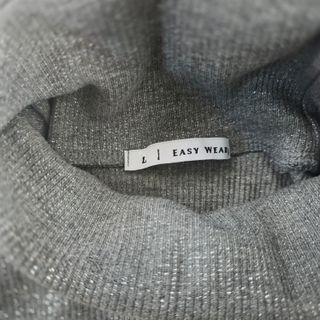 Jersey cuello alto gris mujer