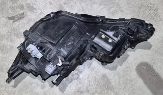 Faro Derecho Lexus CT 2021