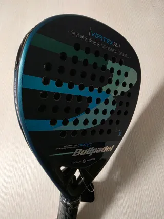 Bullpadel Vertex 03 Comfort, nueva, a estrenar.