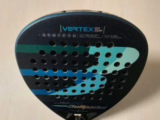 Bullpadel Vertex 03 Comfort, nueva, a estrenar.