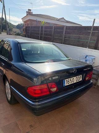 Mercedes-Benz Clase E 1998